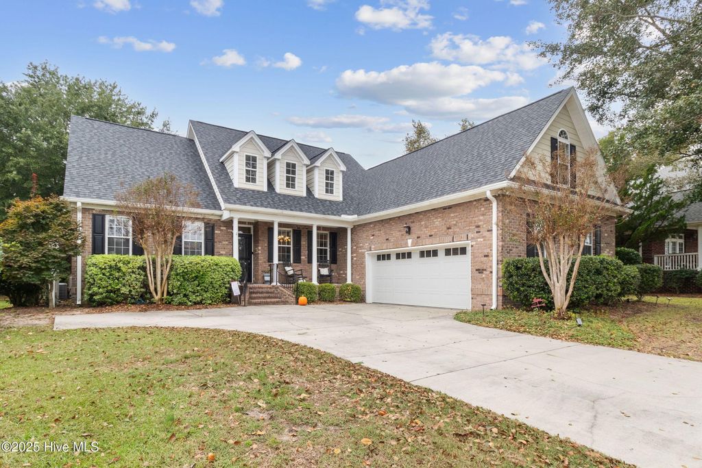 Photo of 1310 Grandiflora Drive Drive, Leland, NC 28451 (MLS # 100536659)