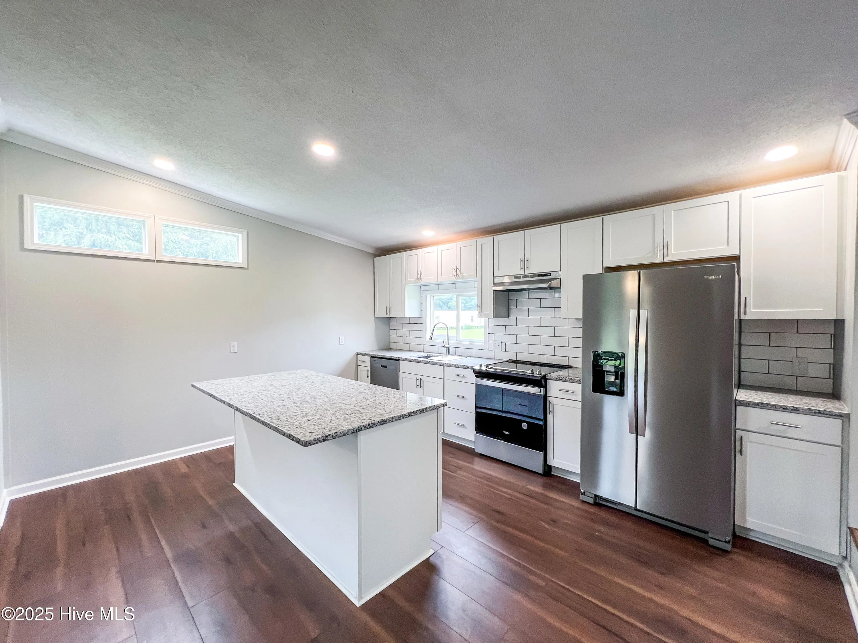 Wallace, North Carolina 28466, United States, 3 Bedrooms Bedrooms, ,3 BathroomsBathrooms,Residential,Active,183246