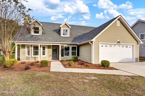 A home in Sneads Ferry