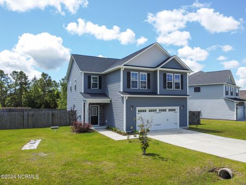 Single Family Residence in Hubert NC 306 Mango Place.jpg