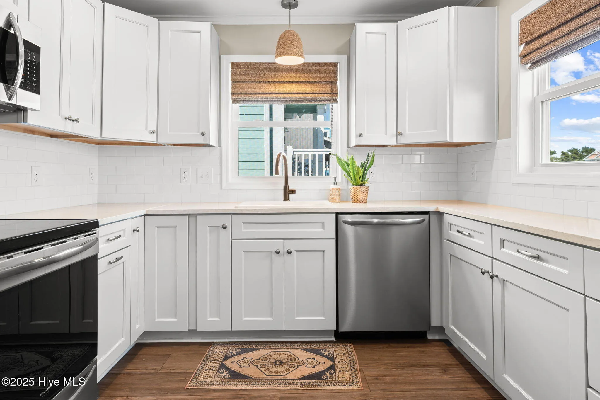 Holden Beach, North Carolina 28462, United States, 4 Bedrooms Bedrooms, ,2 BathroomsBathrooms,Residential,Active,221960