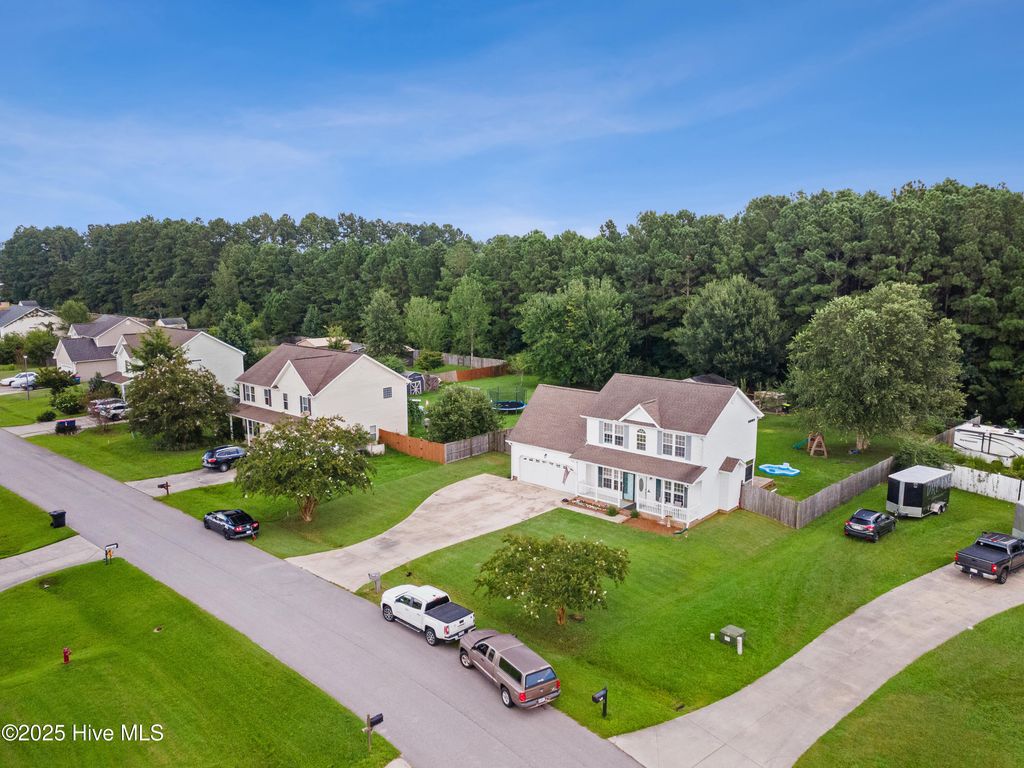 Photo of 129 Azalea Plantation Boulevard, Maysville, NC 28555 (MLS # 100527121)