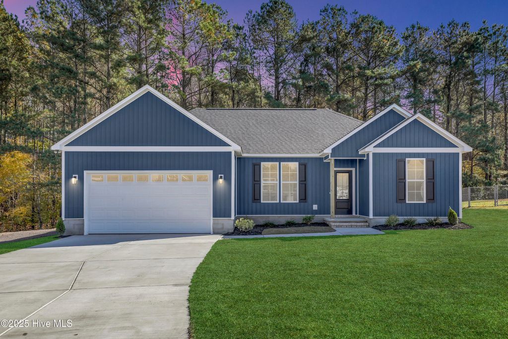 Photo of 210 E Ridge Court, Jacksonville, NC 28540 (MLS # 100542406)