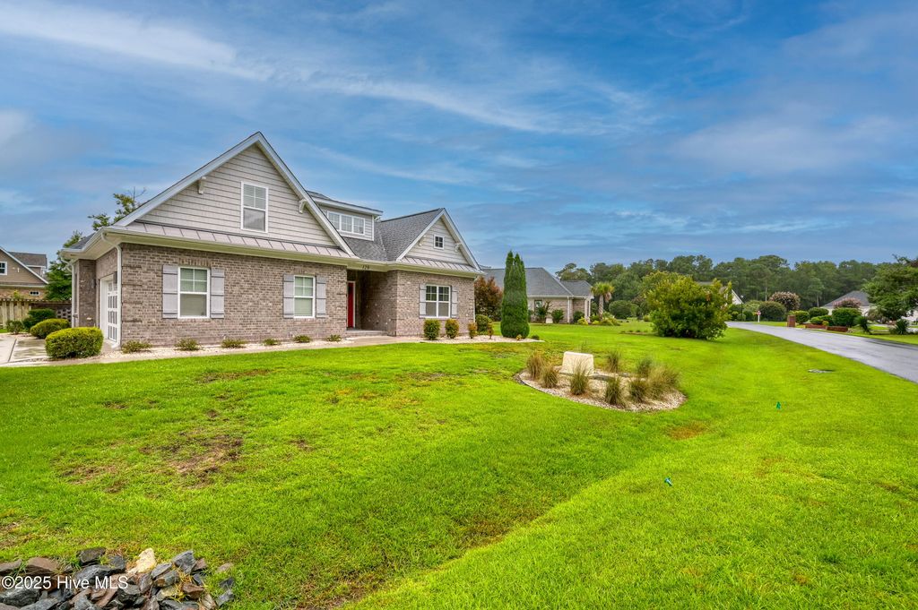 Photo of 129 Captains Lane, Sneads Ferry, NC 28460 (MLS # 100525522)