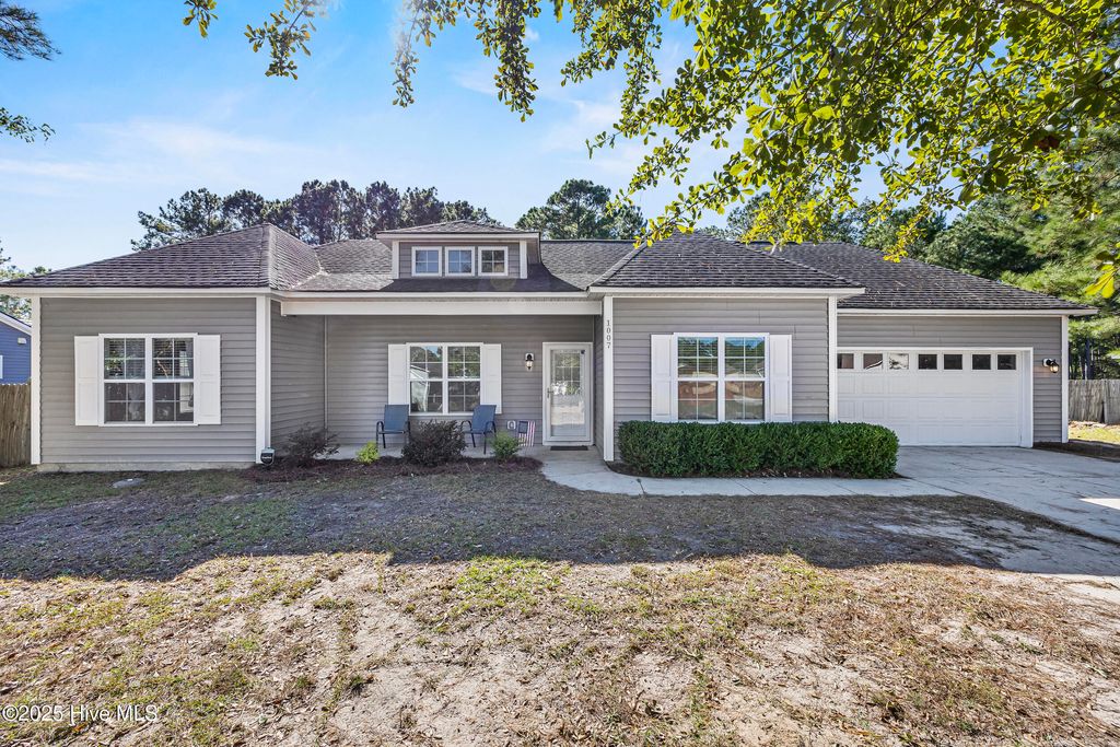 Photo of 1007 Shandy Court, Leland, NC 28451 (MLS # 100537377)