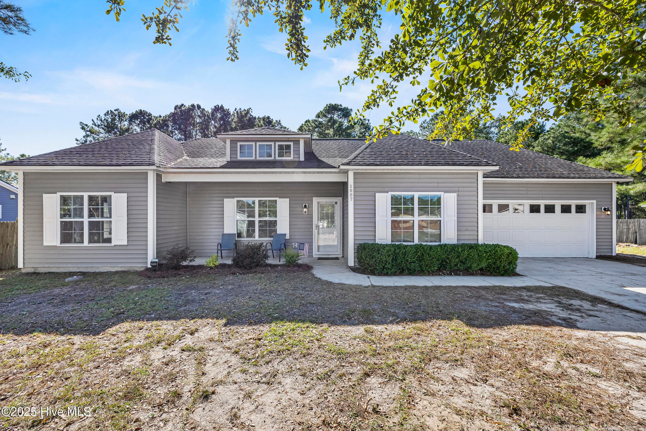 Leland, North Carolina 28451, United States, 3 Bedrooms Bedrooms, ,2 BathroomsBathrooms,Residential,Pending,230862