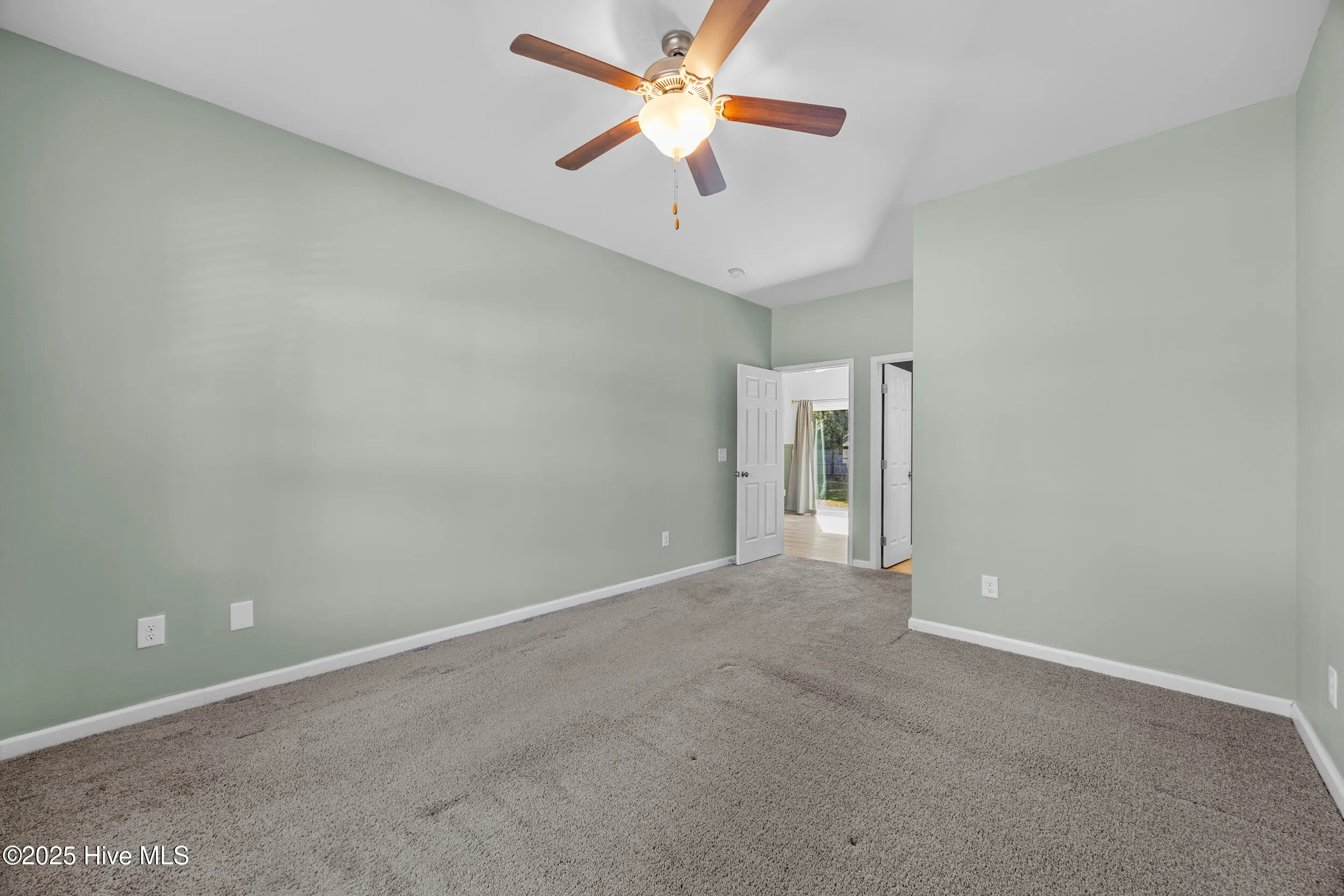 Leland, North Carolina 28451, United States, 3 Bedrooms Bedrooms, ,2 BathroomsBathrooms,Residential,Pending,230862