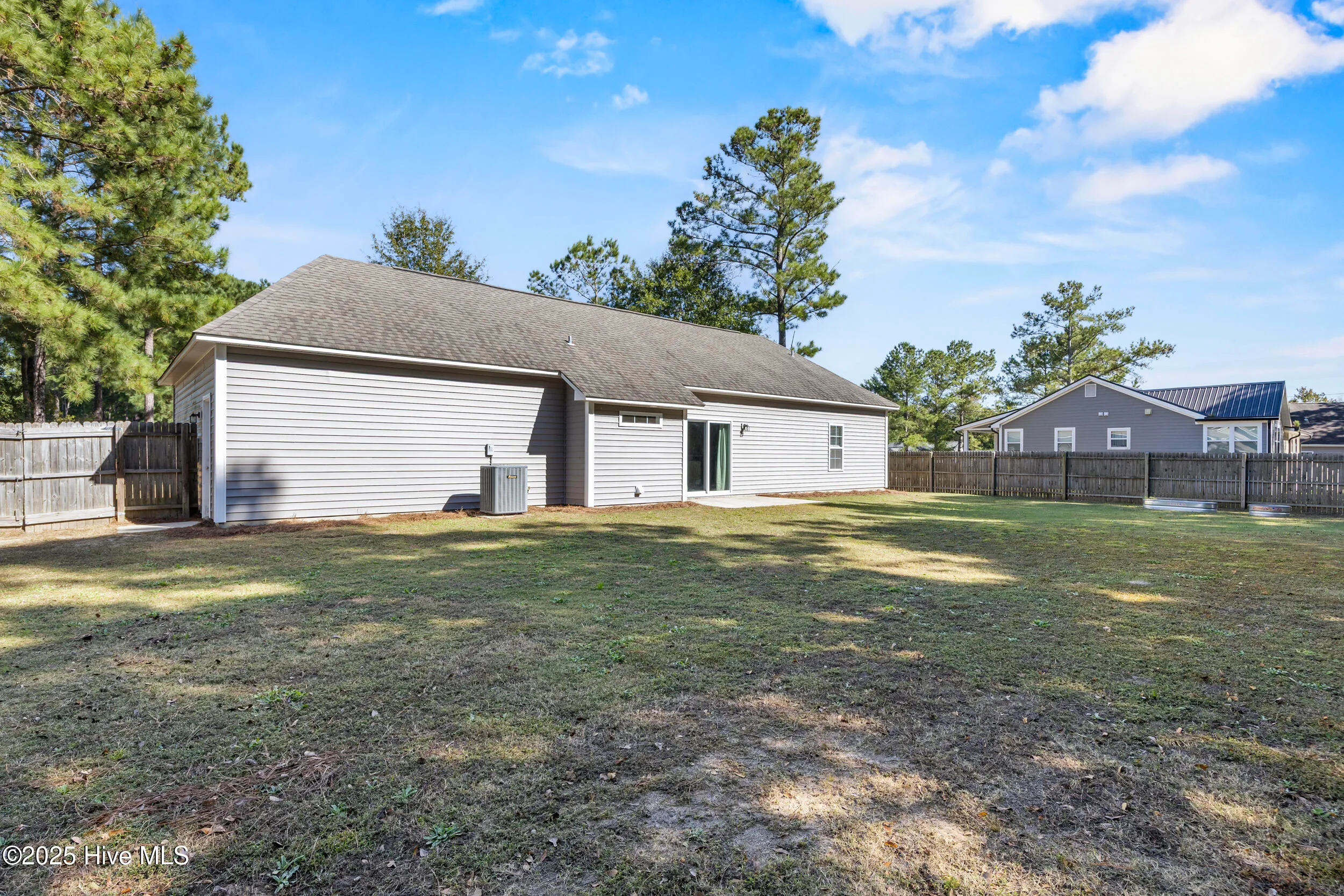 Leland, North Carolina 28451, United States, 3 Bedrooms Bedrooms, ,2 BathroomsBathrooms,Residential,Pending,230862