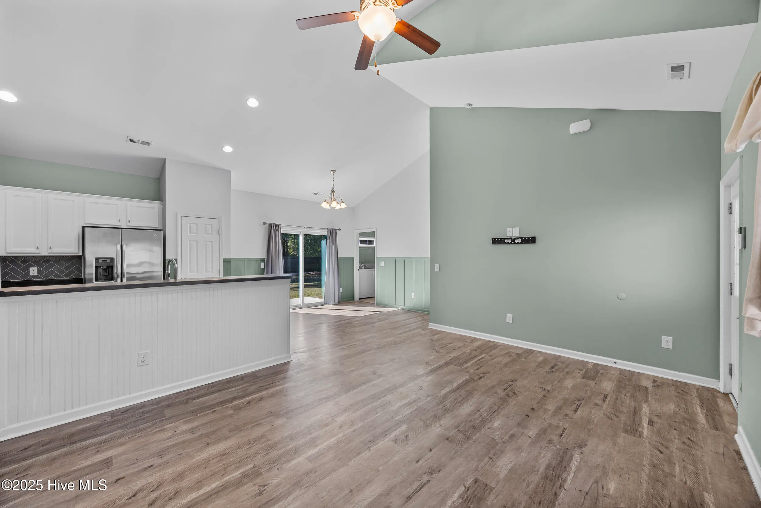 Leland, North Carolina 28451, United States, 3 Bedrooms Bedrooms, ,2 BathroomsBathrooms,Residential,Pending,230862