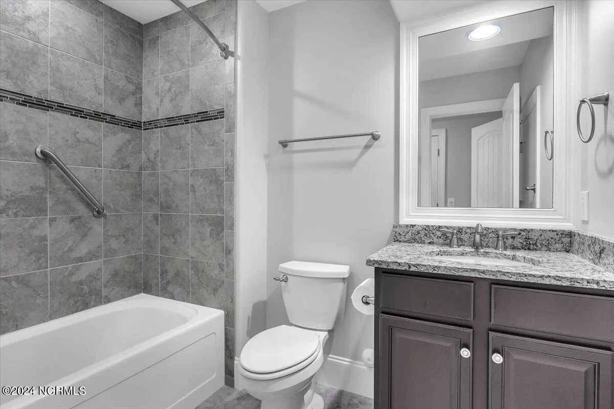 Leland, North Carolina 28451, United States, 4 Bedrooms Bedrooms, ,5 BathroomsBathrooms,Residential,Pending,34272