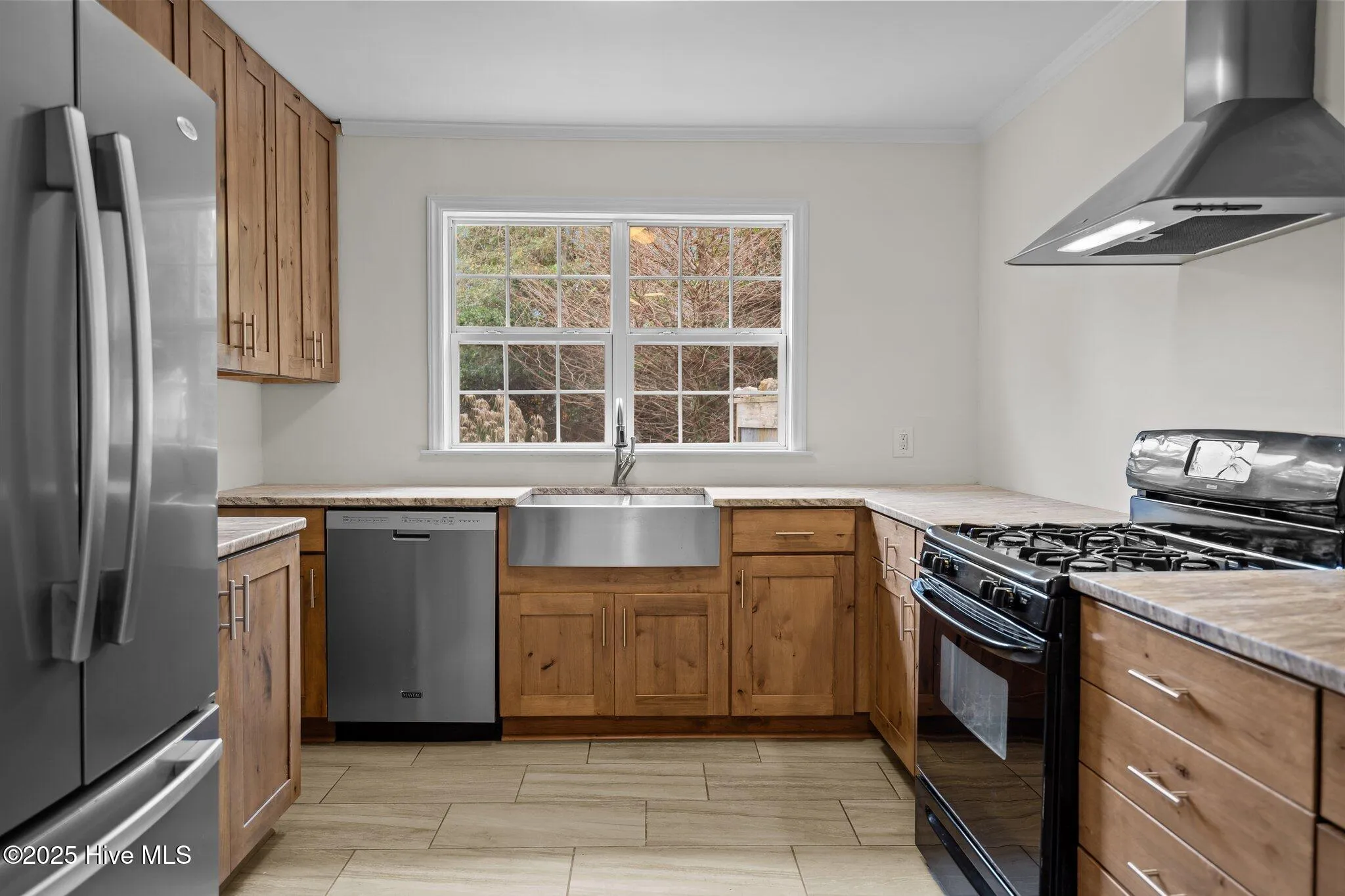 Wilmington, North Carolina 28401, United States, 3 Bedrooms Bedrooms, ,1 BathroomBathrooms,Residential,Pending,17590