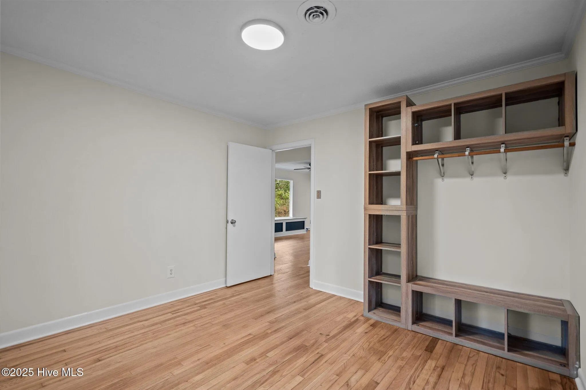 Wilmington, North Carolina 28401, United States, 3 Bedrooms Bedrooms, ,1 BathroomBathrooms,Residential,Pending,17590