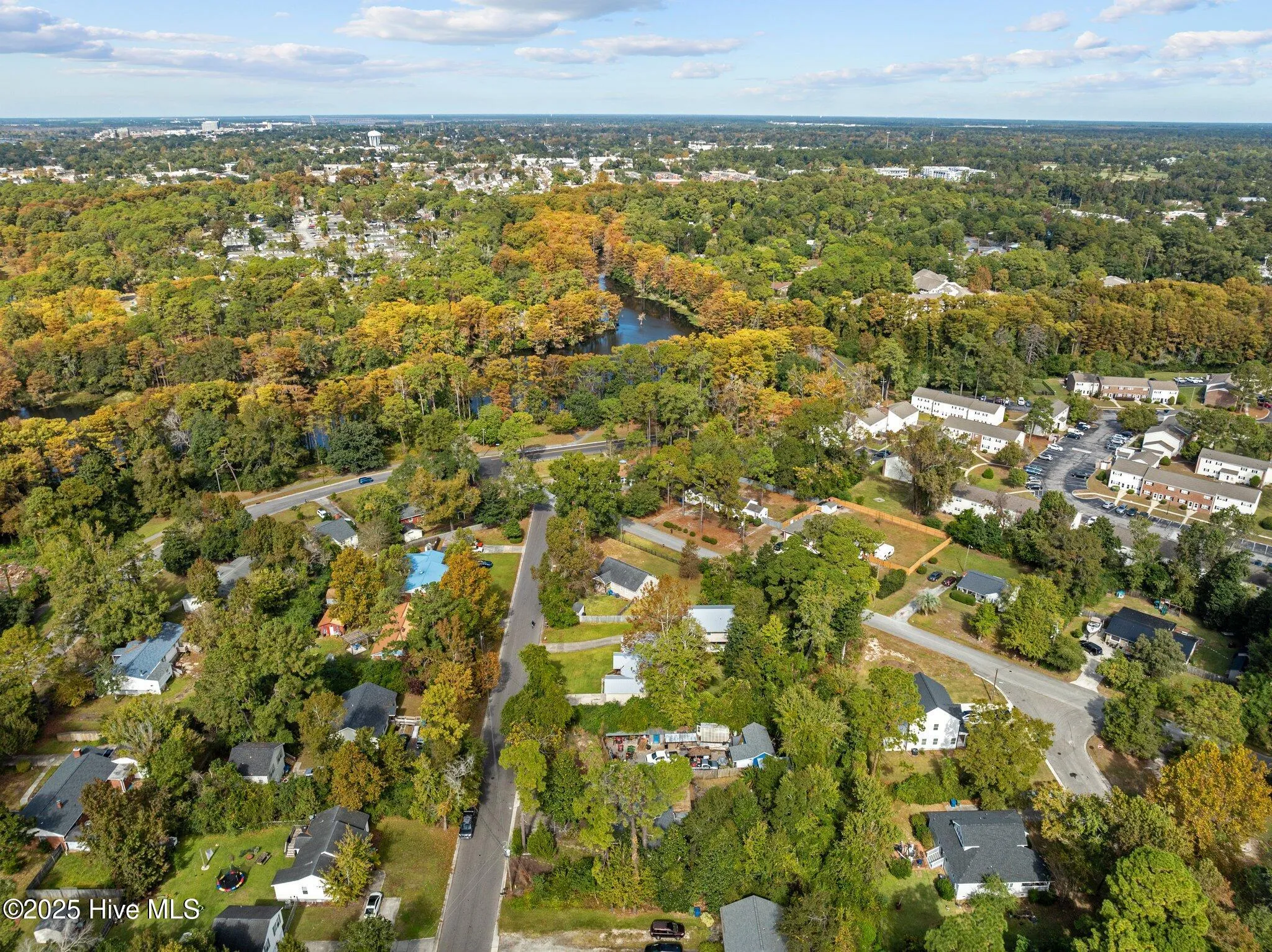 Wilmington, North Carolina 28401, United States, 3 Bedrooms Bedrooms, ,1 BathroomBathrooms,Residential,Pending,17590