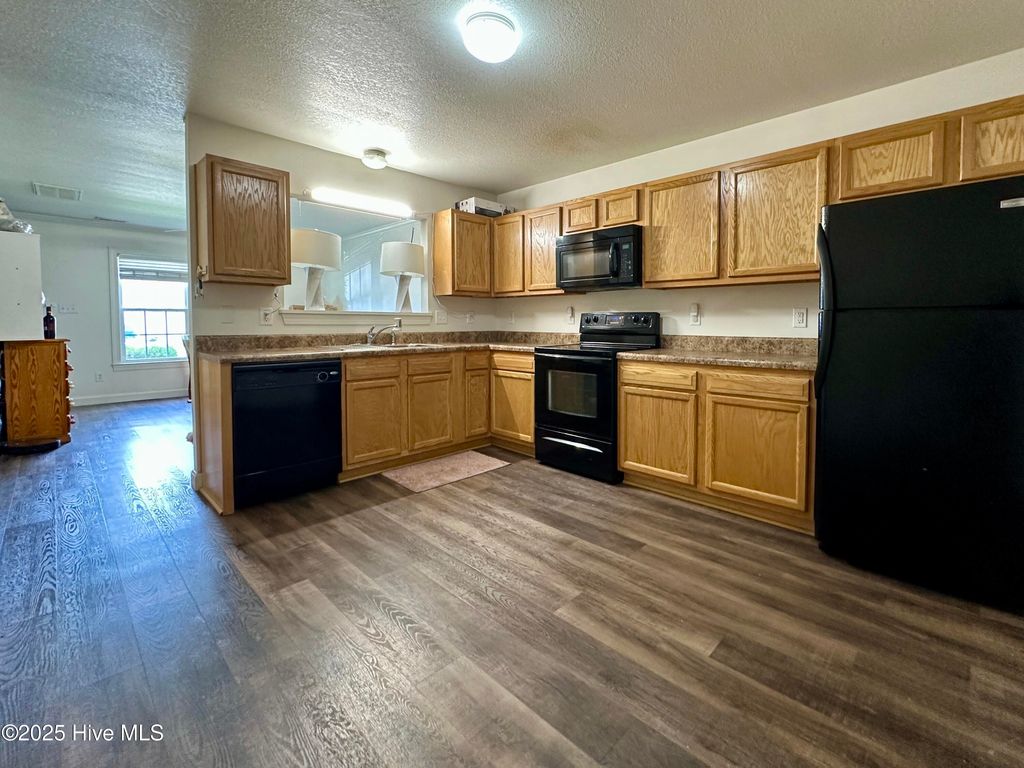 Photo of 202 Springwood Drive, Jacksonville, NC 28546 (MLS # 100534613)