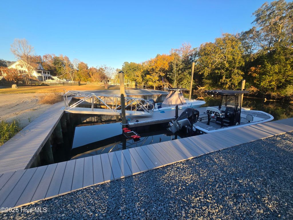 Photo of 113 Mallard Drive, Hampstead, NC 28443 (MLS # 100541975)