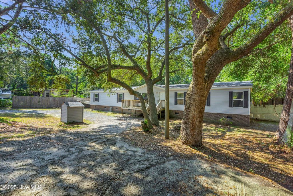 Photo of 122 Heathcliff Road, Wilmington, NC 28409 (MLS # 100522036)