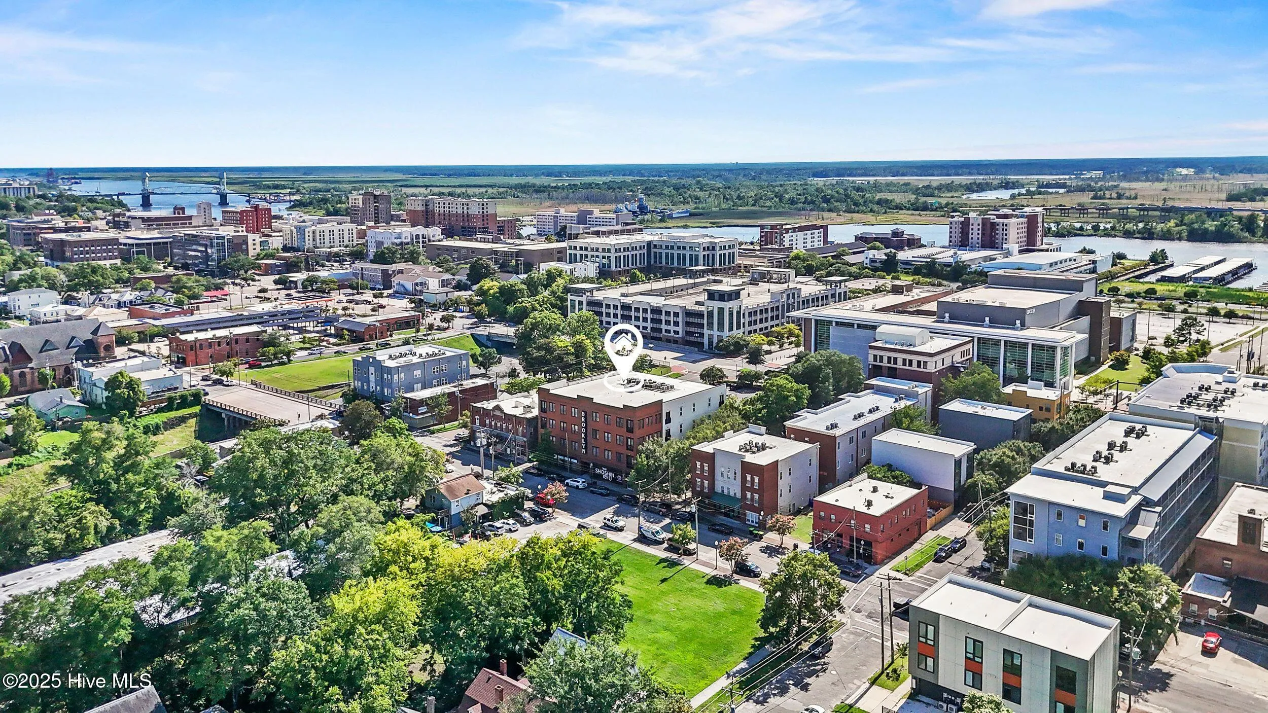 Wilmington, North Carolina 28401, United States, 1 Bedroom Bedrooms, ,2 BathroomsBathrooms,Residential,Active,206095