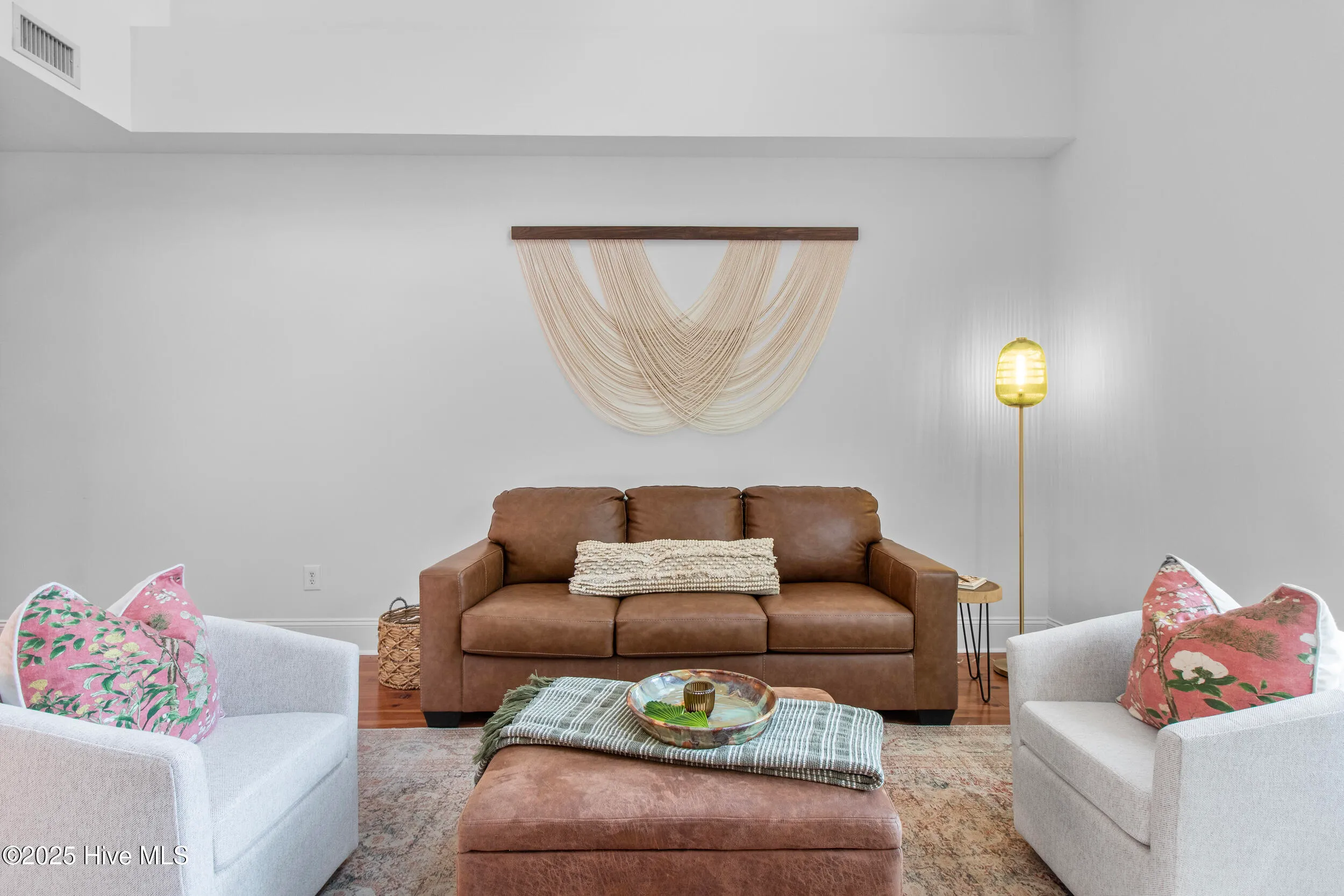 Wilmington, North Carolina 28401, United States, 1 Bedroom Bedrooms, ,2 BathroomsBathrooms,Residential,Active,206095