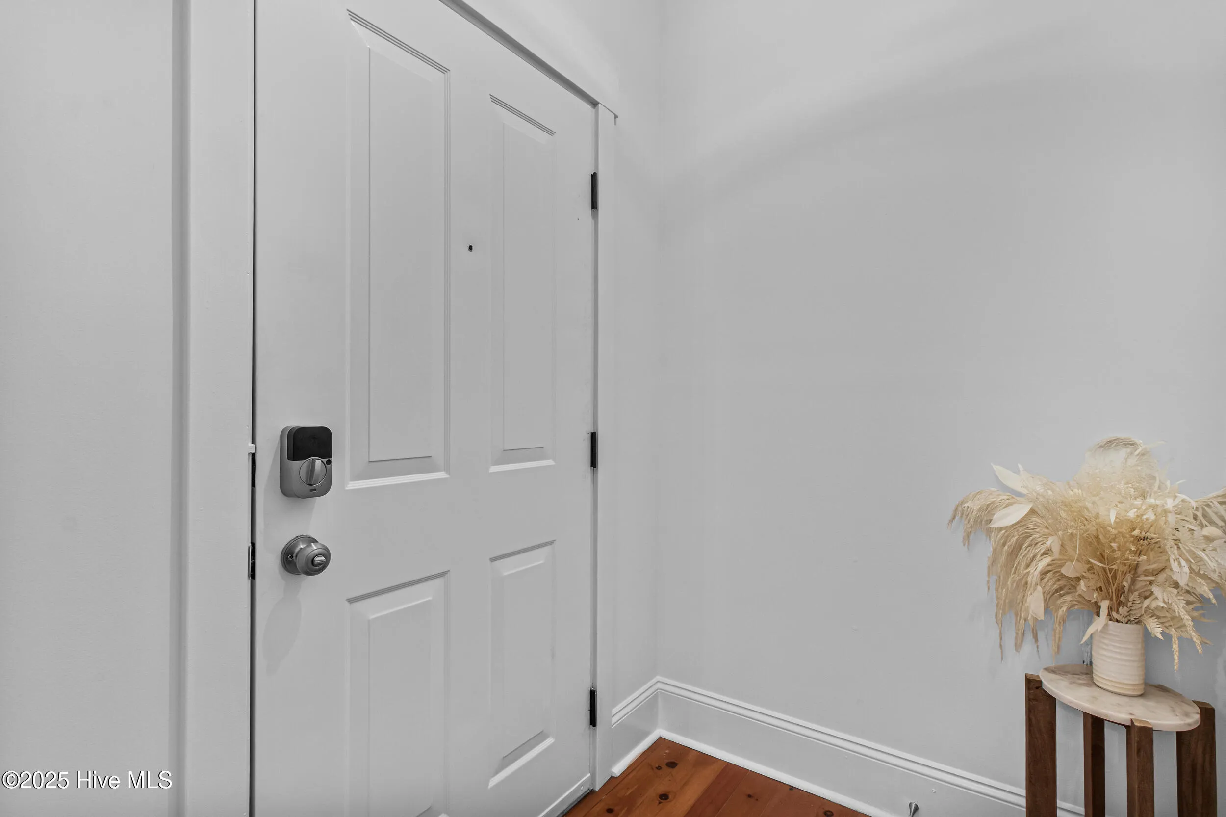 Wilmington, North Carolina 28401, United States, 1 Bedroom Bedrooms, ,2 BathroomsBathrooms,Residential,Active,206095