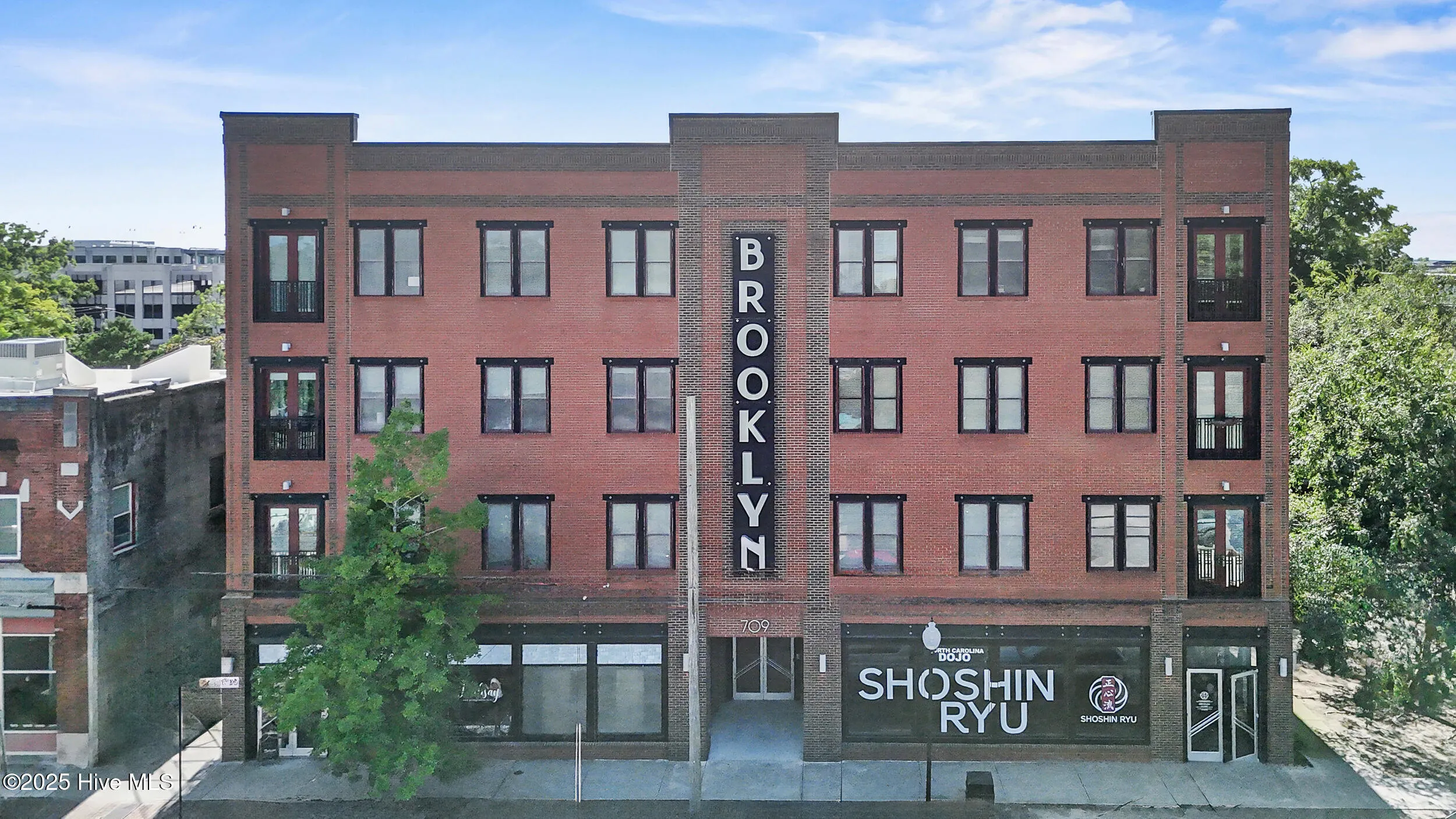 Wilmington, North Carolina 28401, United States, 1 Bedroom Bedrooms, ,2 BathroomsBathrooms,Residential,Active,206095