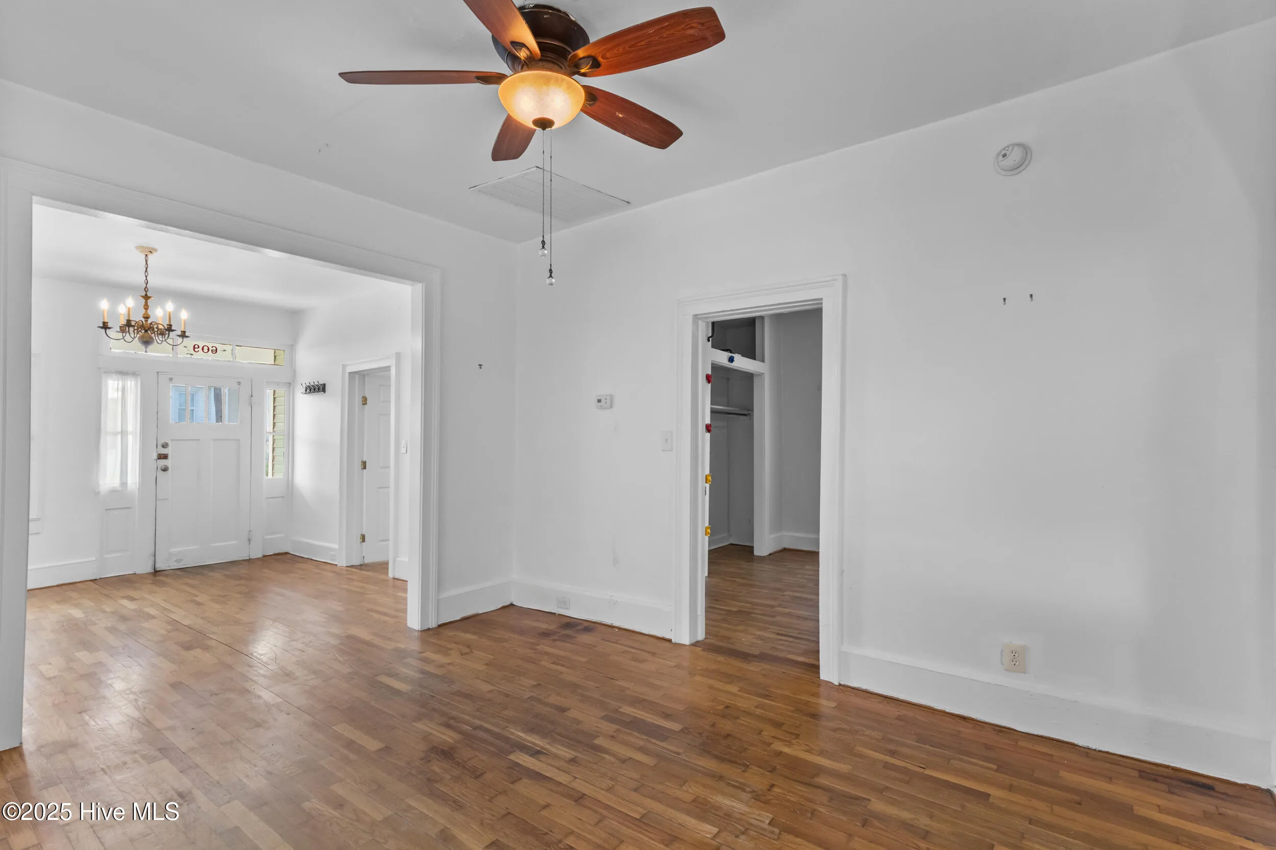 Wilmington, North Carolina 28401, United States, 4 Bedrooms Bedrooms, ,2 BathroomsBathrooms,Residential,Active,144808