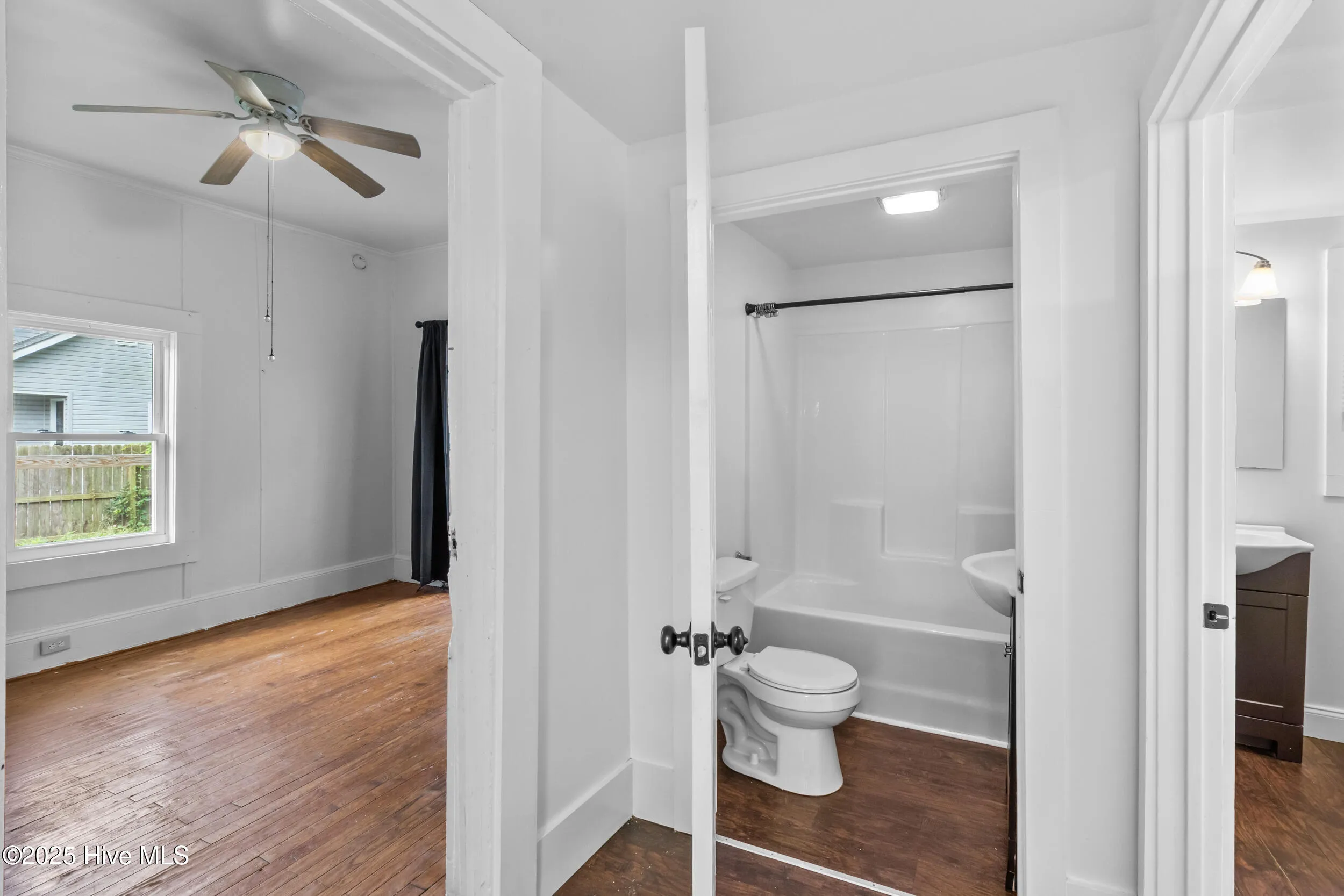 Wilmington, North Carolina 28401, United States, 4 Bedrooms Bedrooms, ,2 BathroomsBathrooms,Residential,Active,144808