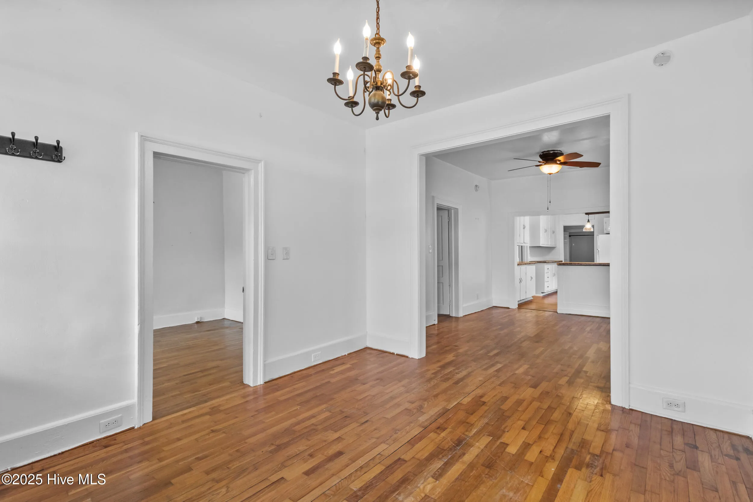 Wilmington, North Carolina 28401, United States, 4 Bedrooms Bedrooms, ,2 BathroomsBathrooms,Residential,Active,144808