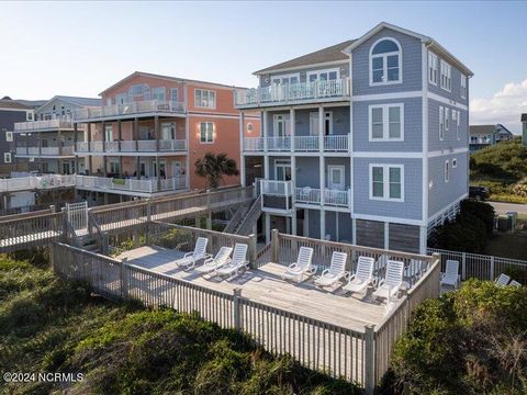 A home in North Topsail Beach