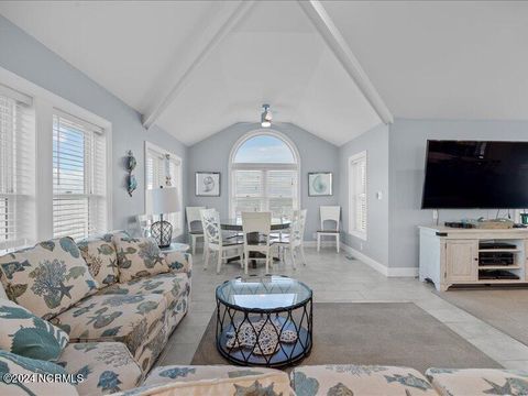 A home in North Topsail Beach