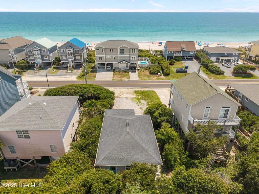 Photo of 1625 S Shore Drive, Surf City, NC 28445 (MLS # 100522215)