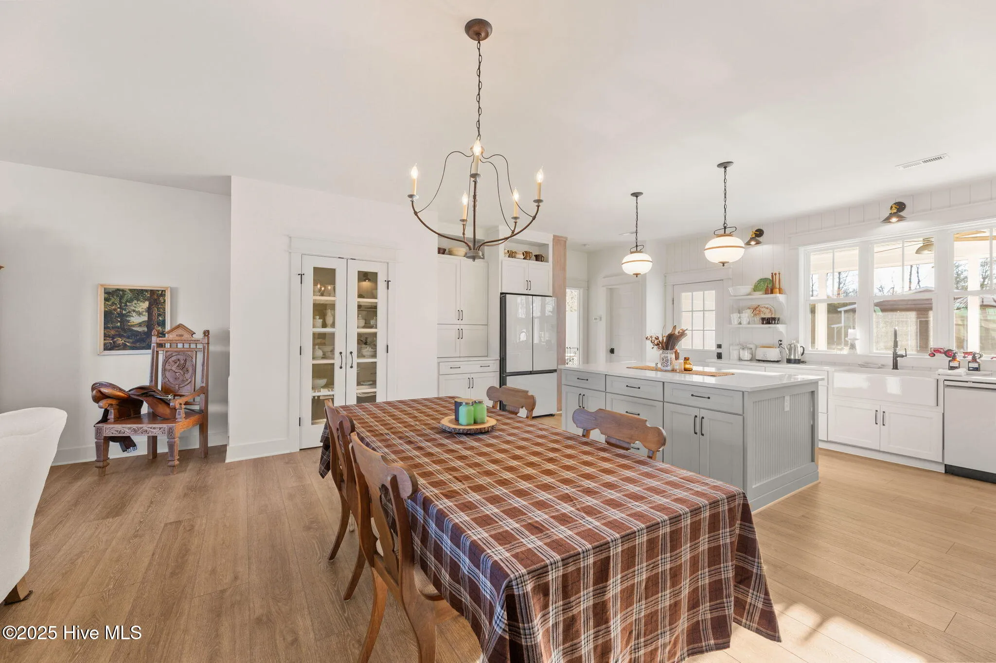 Fountain, North Carolina 27829, United States, 4 Bedrooms Bedrooms, ,3 BathroomsBathrooms,Residential,Pending,19469
