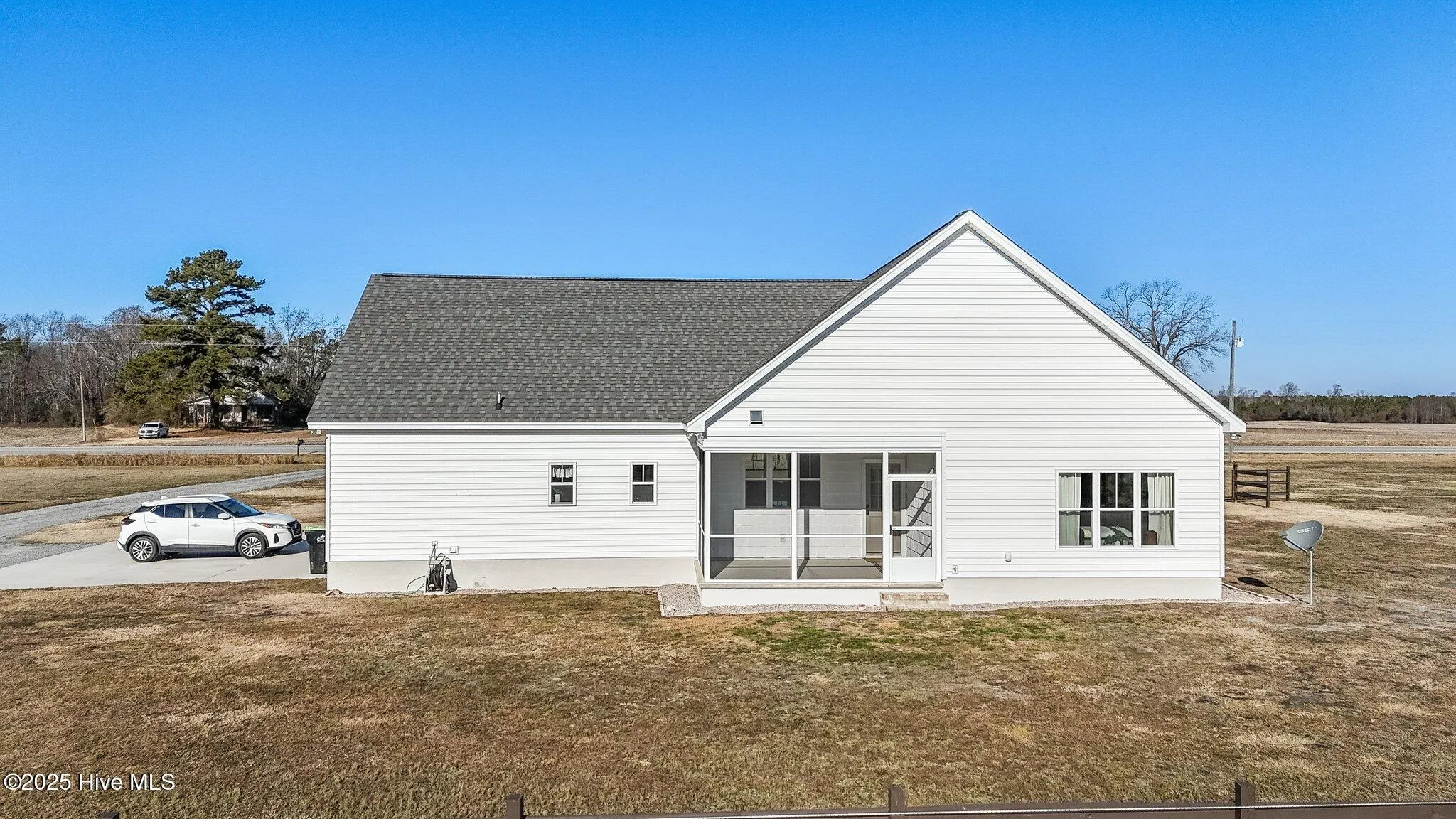 Fountain, North Carolina 27829, United States, 4 Bedrooms Bedrooms, ,3 BathroomsBathrooms,Residential,Pending,19469