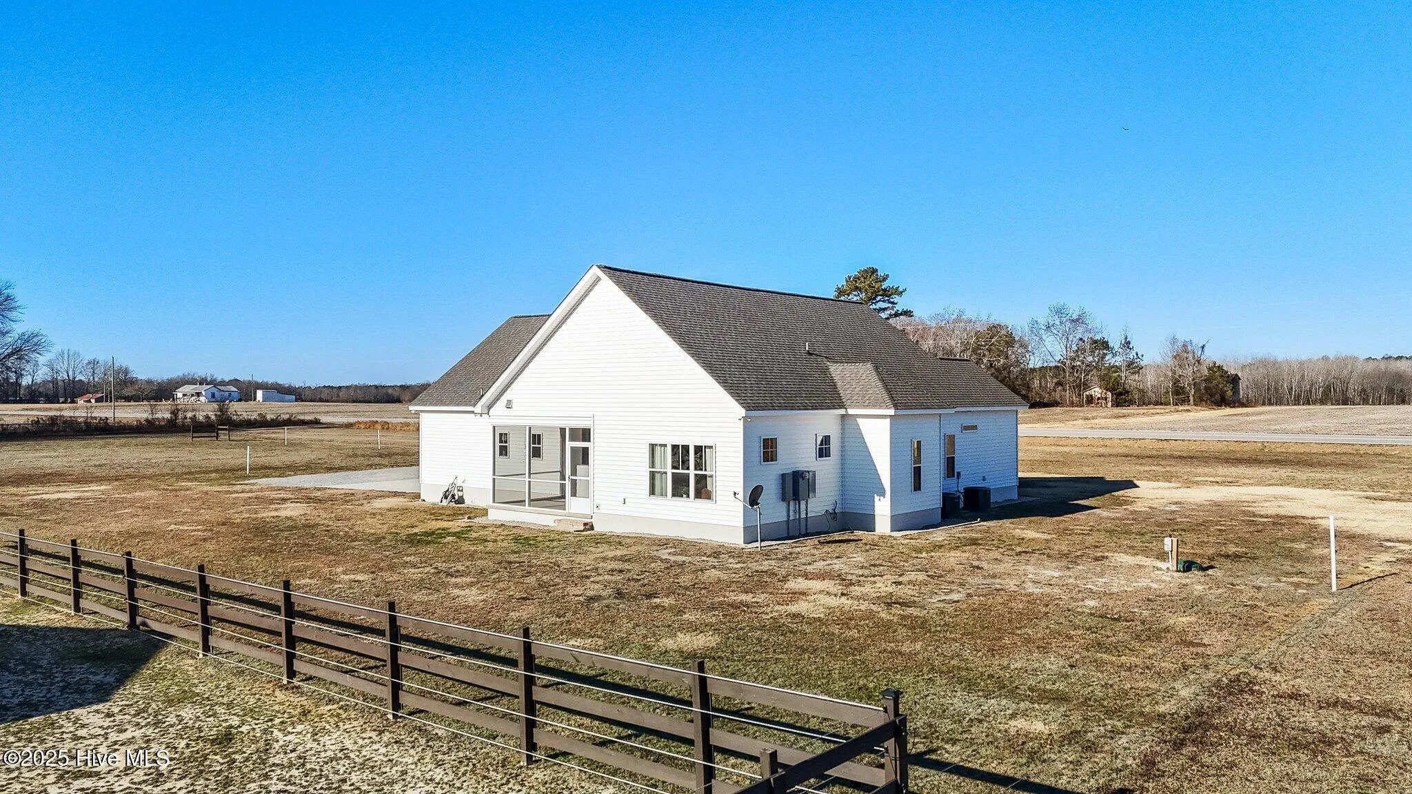Fountain, North Carolina 27829, United States, 4 Bedrooms Bedrooms, ,3 BathroomsBathrooms,Residential,Pending,19469
