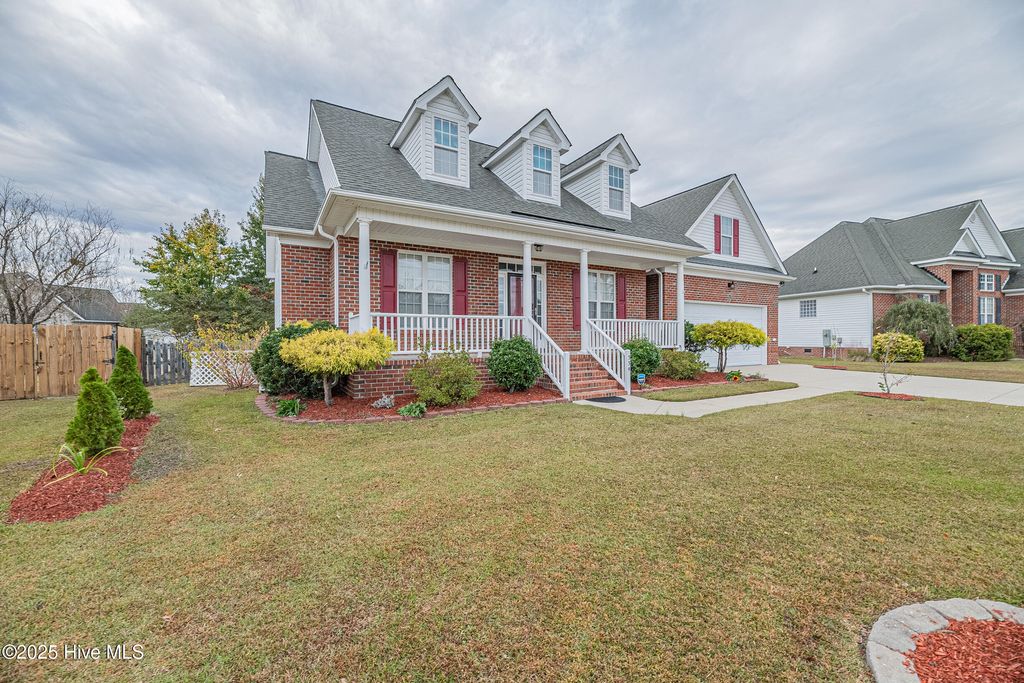 Photo of 334 Gayle Boulevard Boulevard, Winterville, NC 28590 (MLS # 100538450)