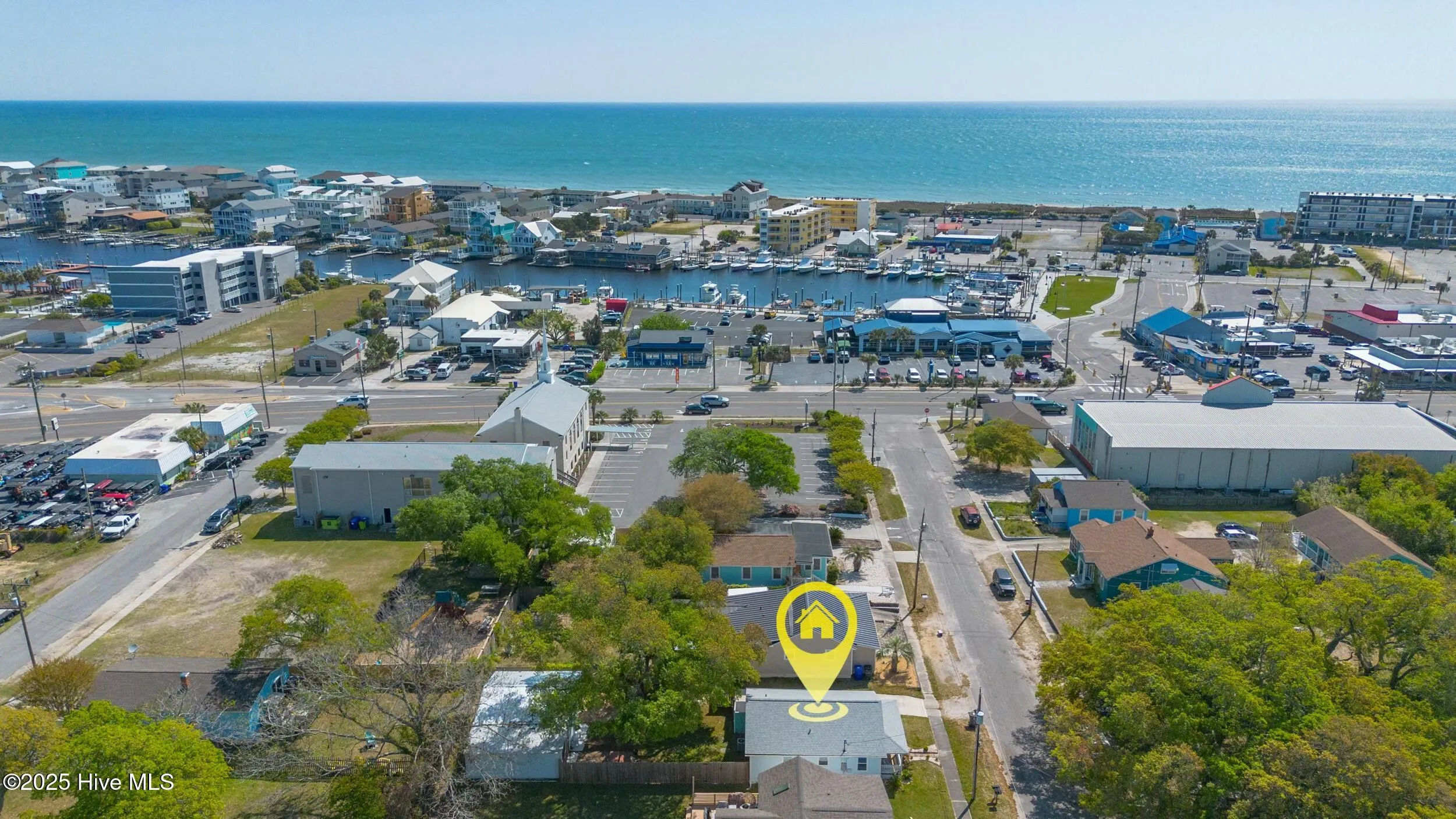 Carolina Beach, North Carolina 28428, United States, 2 Bedrooms Bedrooms, ,1 BathroomBathrooms,Residential,Pending,112350