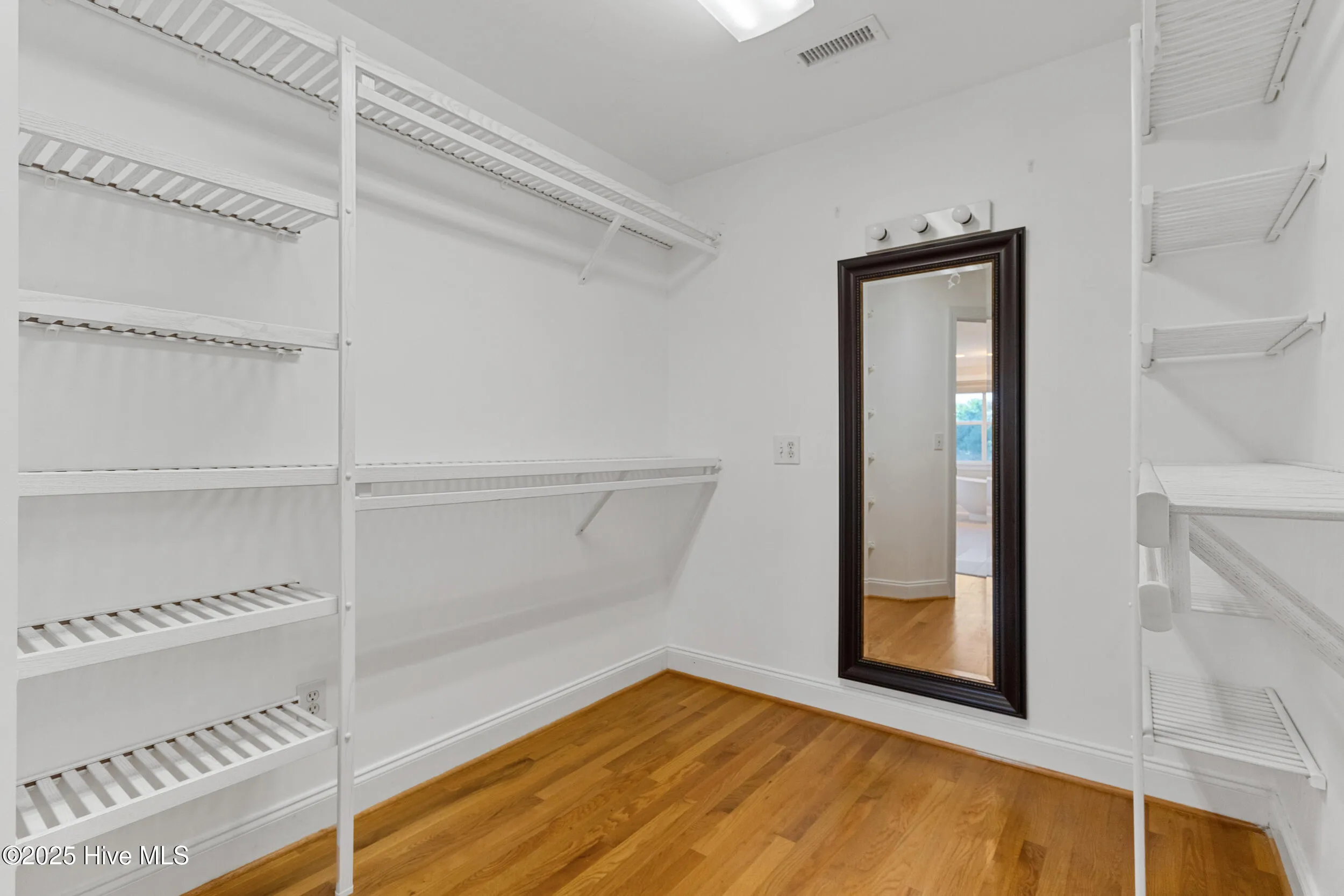 Carolina Beach, North Carolina 28428, United States, 4 Bedrooms Bedrooms, ,4 BathroomsBathrooms,Residential,Active,218615