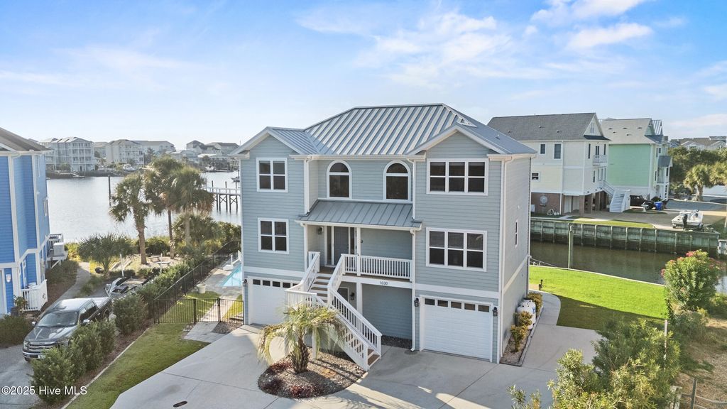 Photo of 1030 Waterview Court, Carolina Beach, NC 28428 (MLS # 100533355)