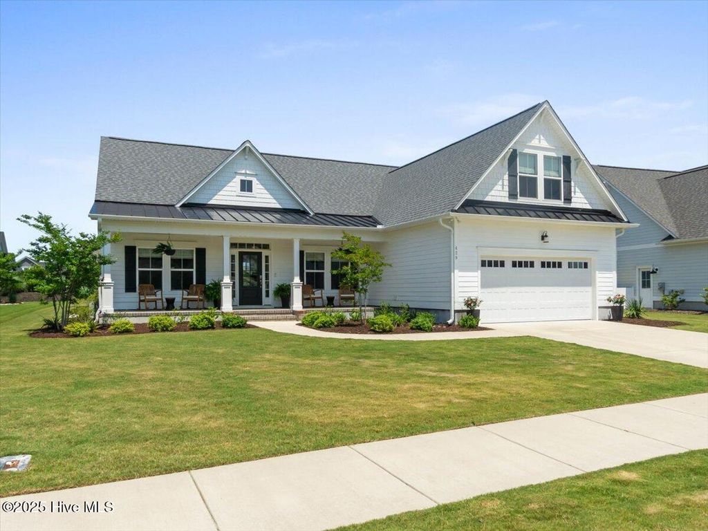 Photo of 429 Jackline Drive, Hampstead, NC 28443 (MLS # 100516442)