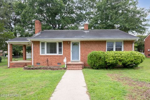 A home in Roanoke Rapids