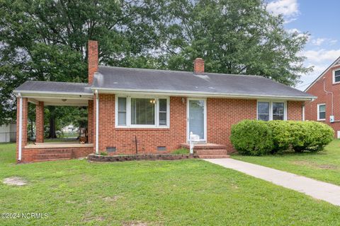 A home in Roanoke Rapids