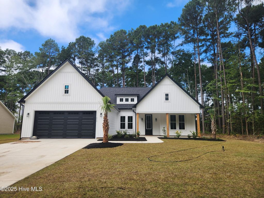Photo of 813 Boundaryline Drive NW, Calabash, NC 28467 (MLS # 100529896)