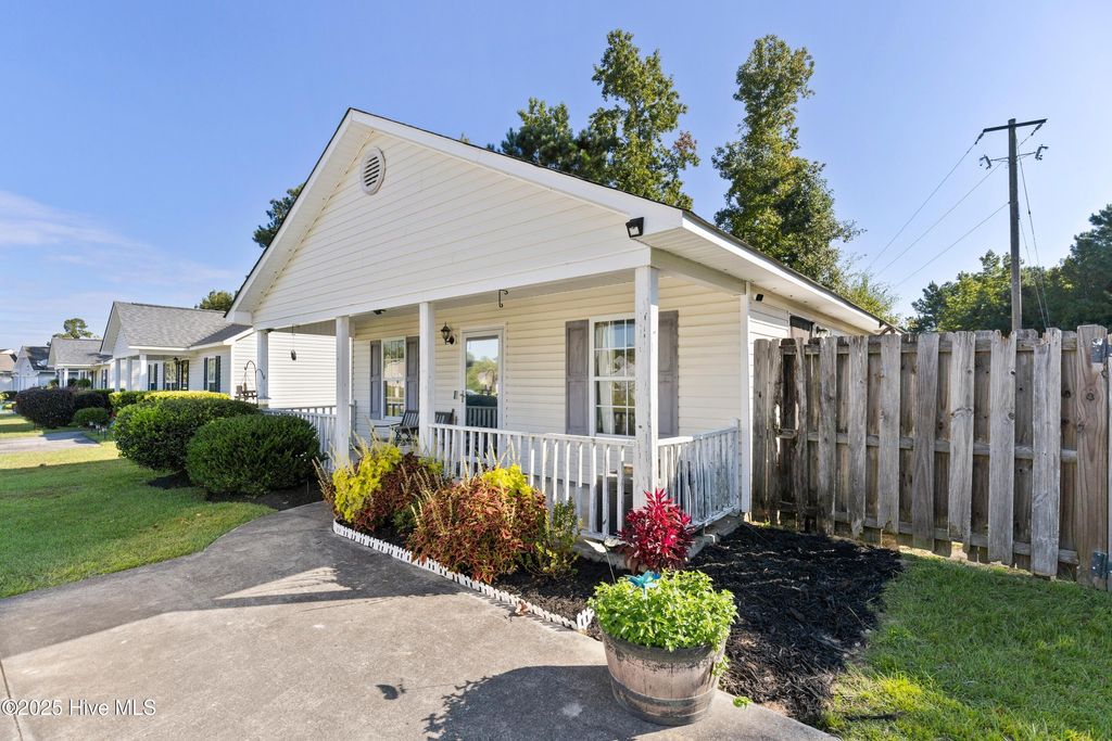 Photo of 1510 Everett Springs Drive, Leland, NC 28451 (MLS # 100532189)