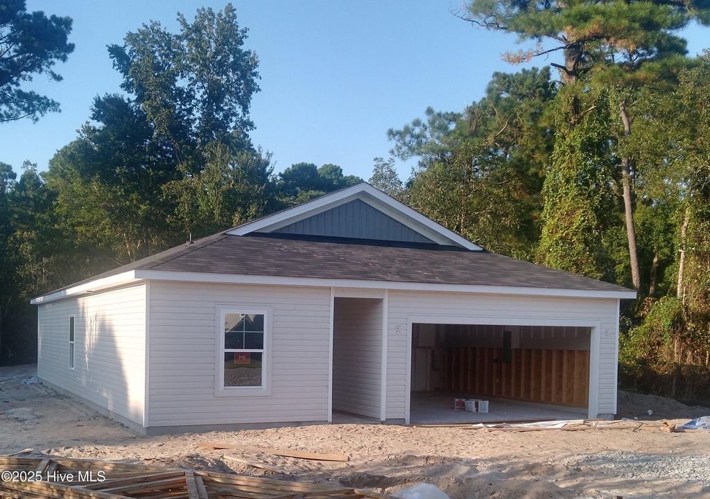 Photo of 2004 Caracara Drive, New Bern, NC 28560 (MLS # 100522996)