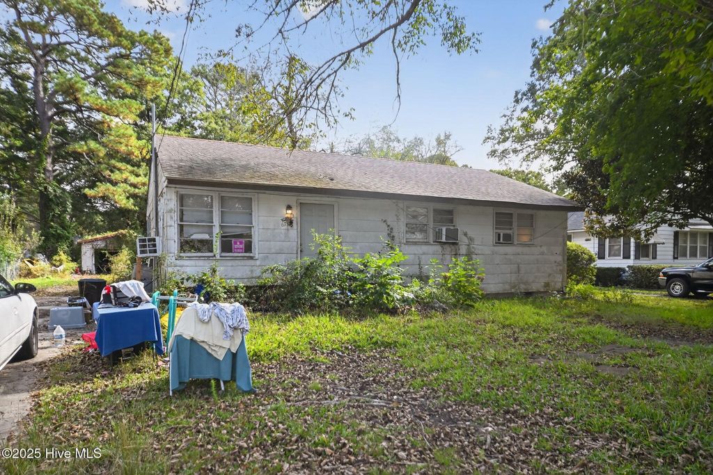 Photo of 6757 Pitt Street, Grifton, NC 28530 (MLS # 100537808)