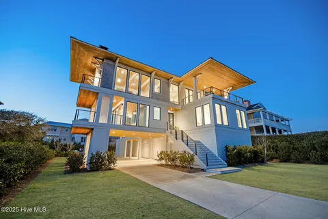 MLS: 100492612