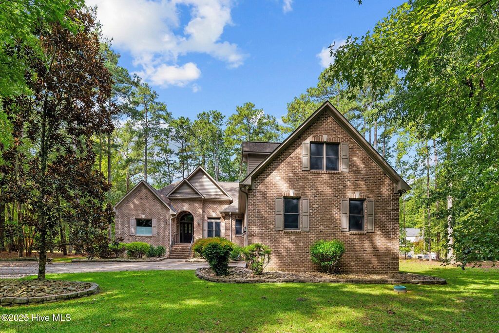 Photo of 106 Lakeview Lane, Washington, NC 27889 (MLS # 100524562)