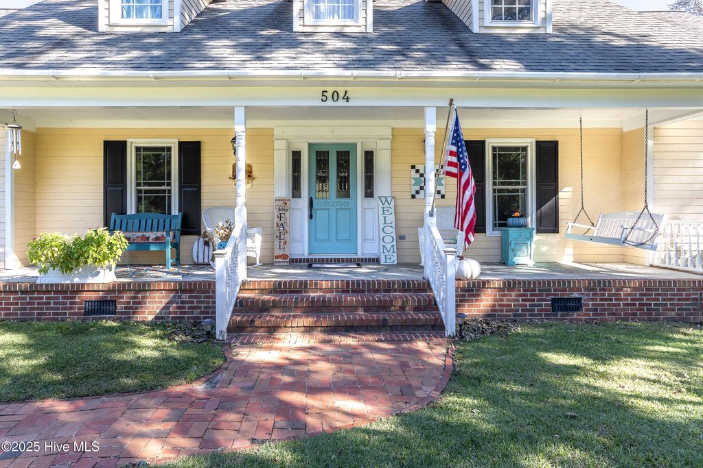 Photo of 504 Harpers Lane, Jacksonville, NC 28540 (MLS # 100538139)