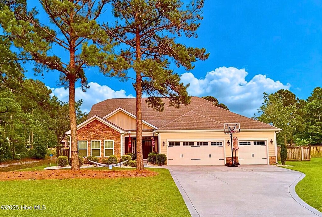 Photo of 308 E Dolphin View, Sneads Ferry, NC 28460 (MLS # 100512063)