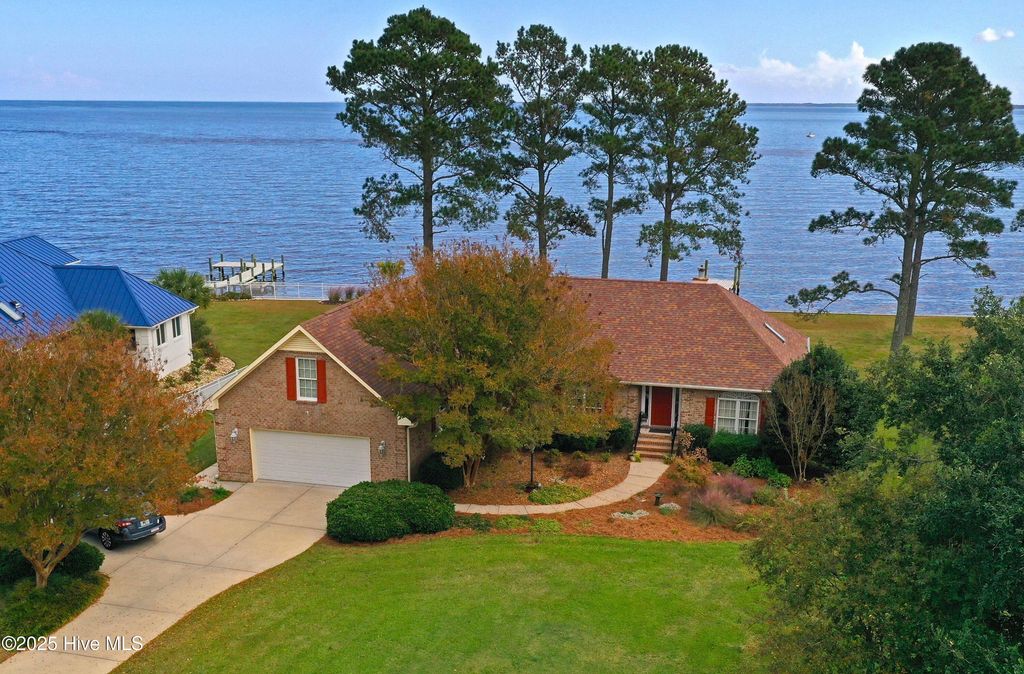 Photo of 6042 Dolphin Road, Oriental, NC 28571 (MLS # 100500761)
