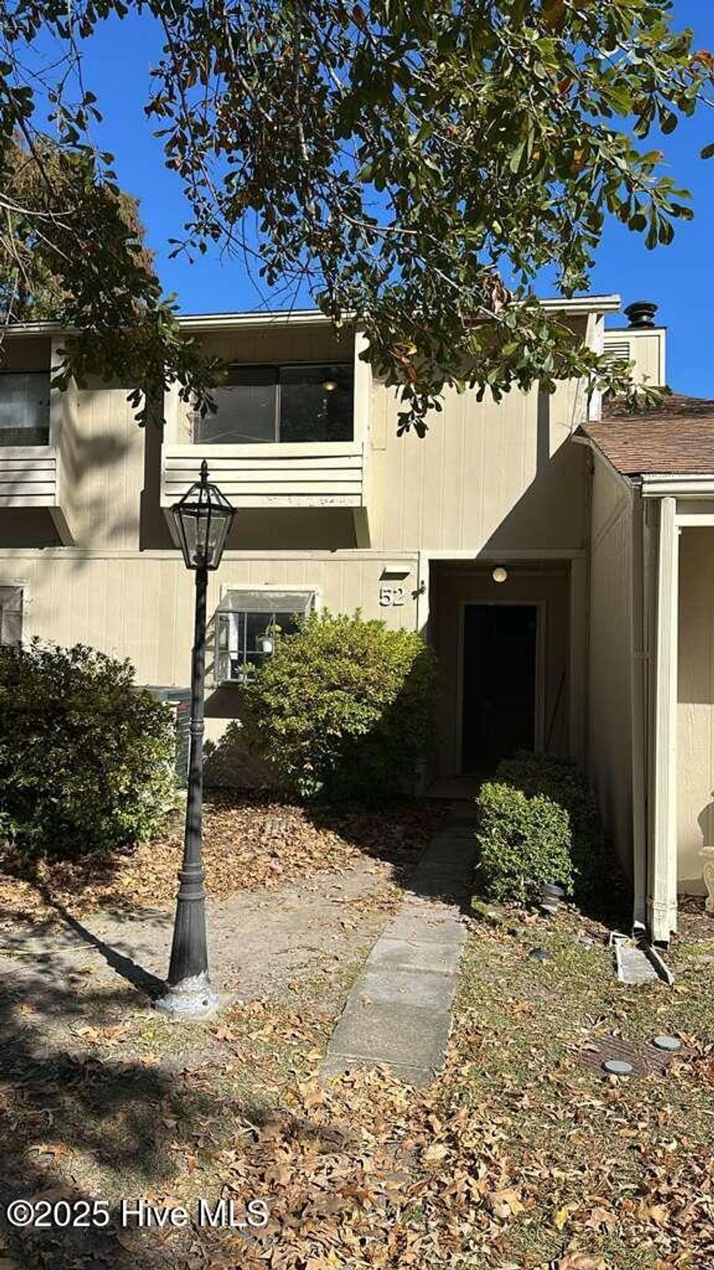 Photo of 52 Quarterdeck Townes, New Bern, NC 28562 (MLS # 100538378)